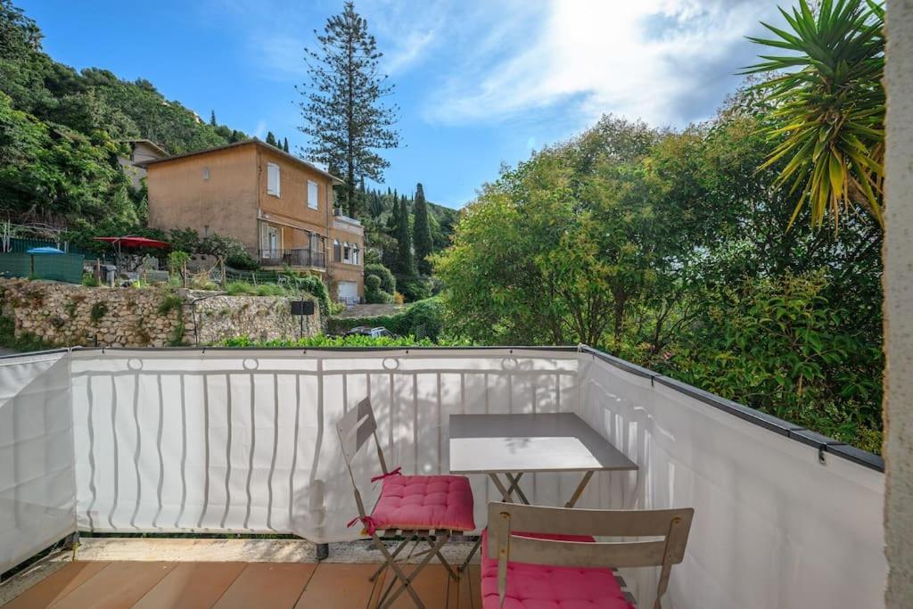 La Villa Julia - Calme - Spacieux - Parking Prive - Climatisation Mentone Esterno foto